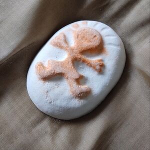 Lush up you gets emotibomb